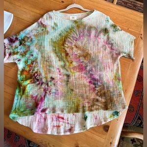Megan-Ilene Top is one size and made in NC.